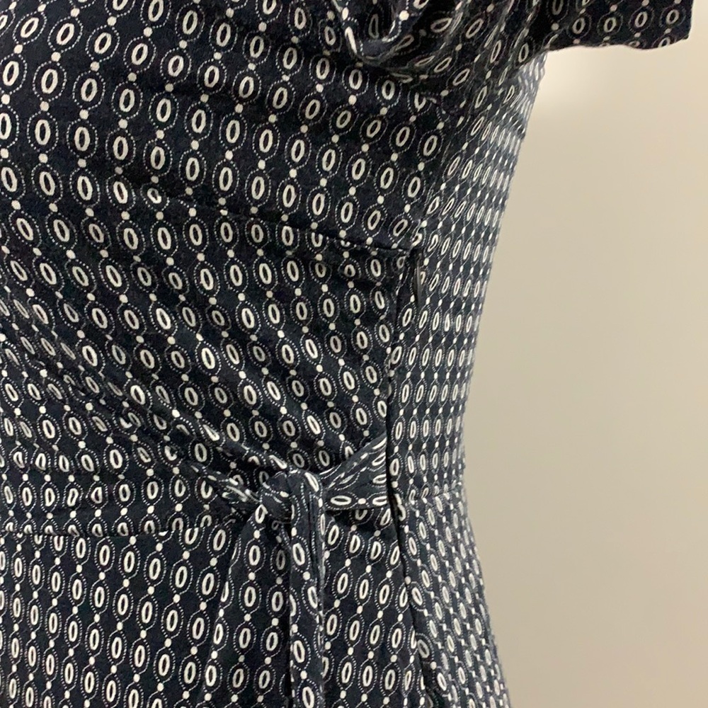 Caroll Paris Geometric Long-Sleeve V-Neck Winter Dress - Picture 6 of 11